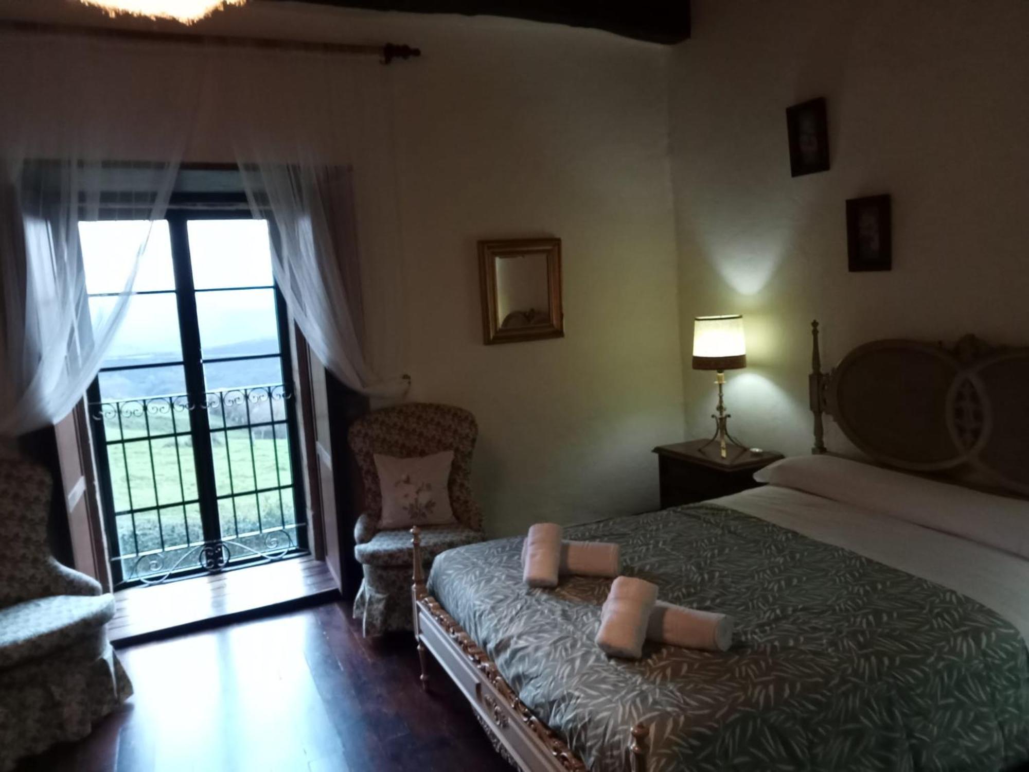 Palacio De Cantiz "Reserva De Ancares" Becerreá Eksteriør bilde